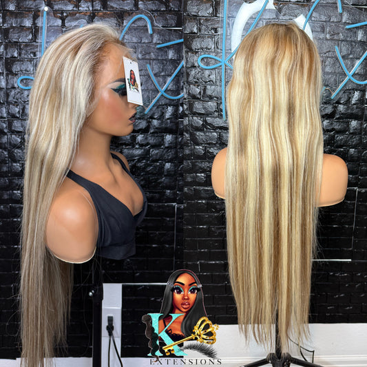 26’ Honey Blonde Wig