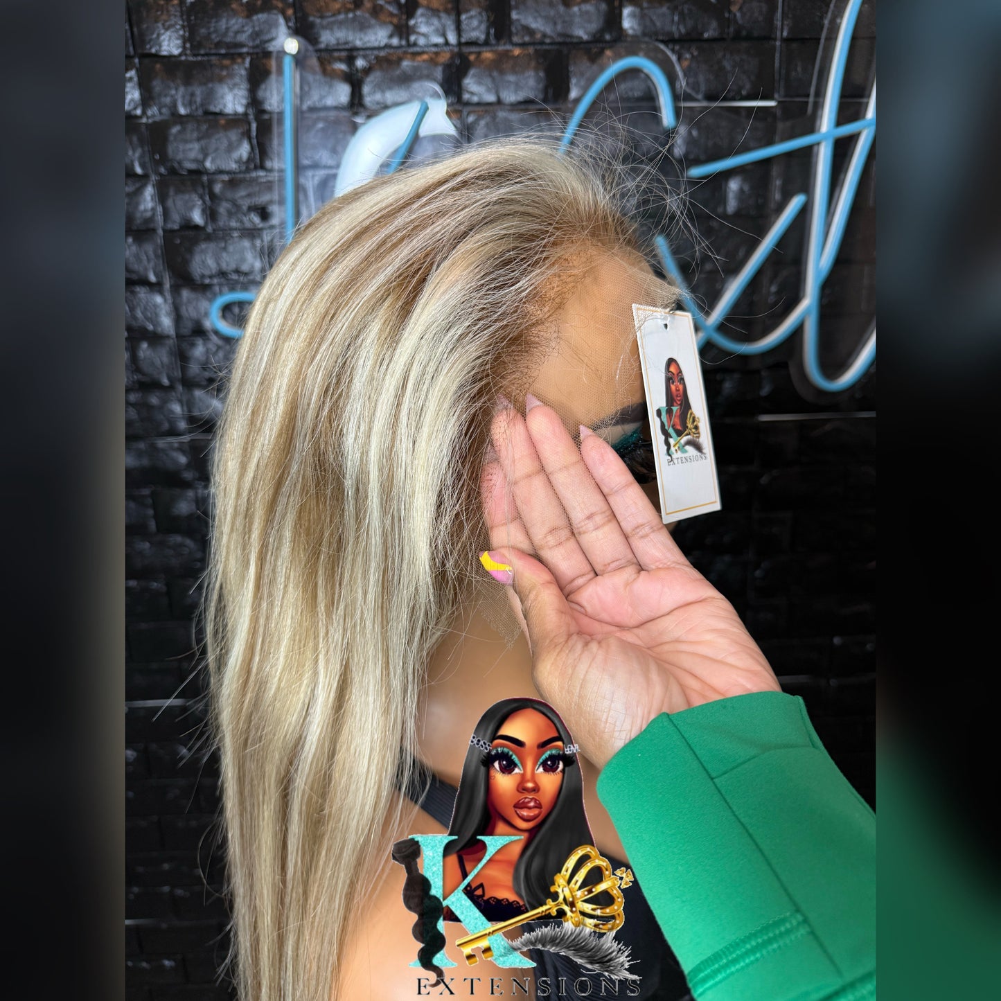 26’ Honey Blonde Wig
